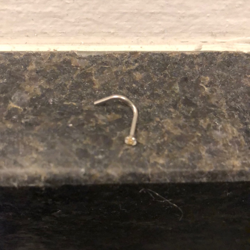 Diamond nose stud